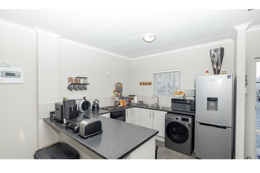2 Bedroom Property for Sale in Haasendal Western Cape